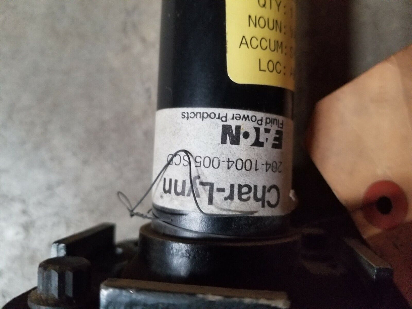 NEW OEM Char Lynn  GS31500A   Eaton 211-1178-002 Steering Unit 780356 01004565
