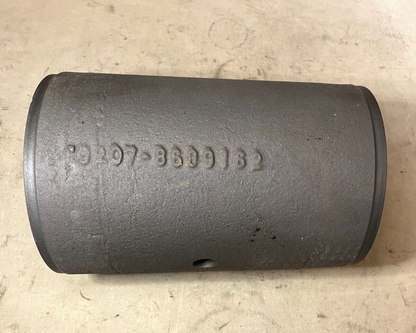 M-60, M60A1 & M48A5 TANK SERIES 8689162 TAPERED BUSHING 5365-00-692-5006 NOS