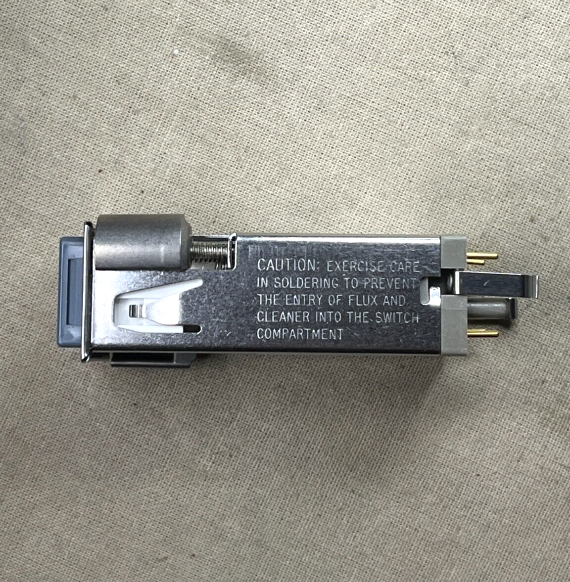 EATON 90KA1D3E26G2J1(A)L1N1 TELLITE SWITCH LIGHT INDICATOR 6210-01-218-9197