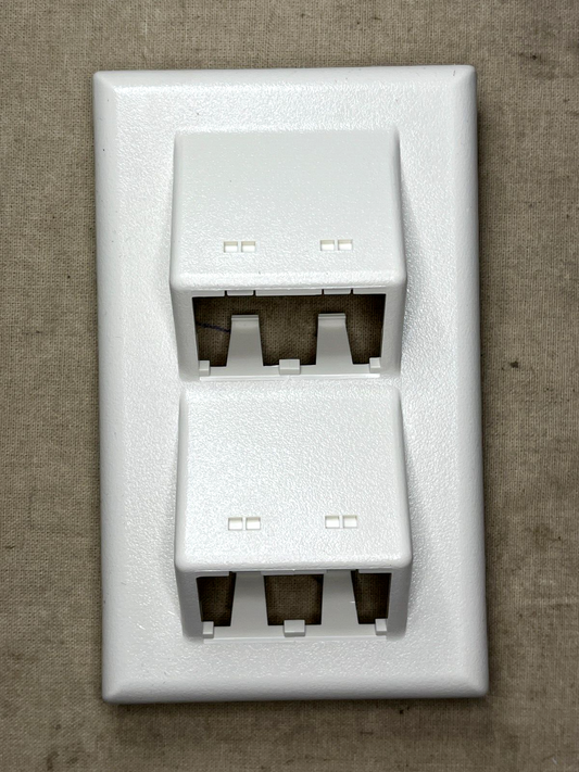 PANDUIT, SNAP-ON T-70 FACEPLATE SLOPED SURFACE RACEWAY WIRE ROUTING SYS T70FV4IW