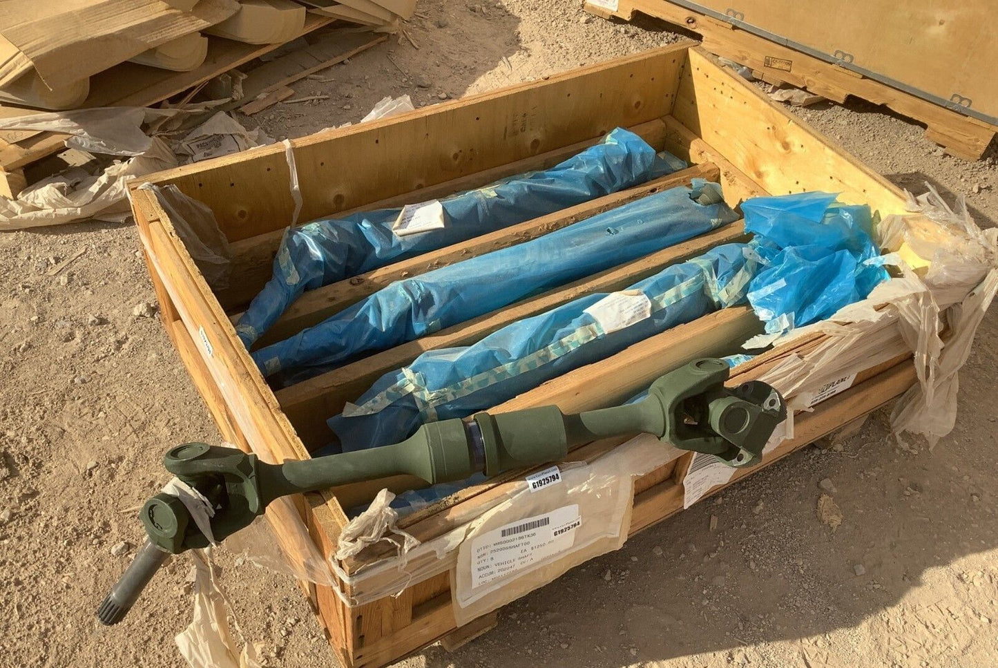 MILITARY LLAV-25 GENERAL DYNAMICS 10805889-011 VEHICULAR DRIVE SHAFT 10805889