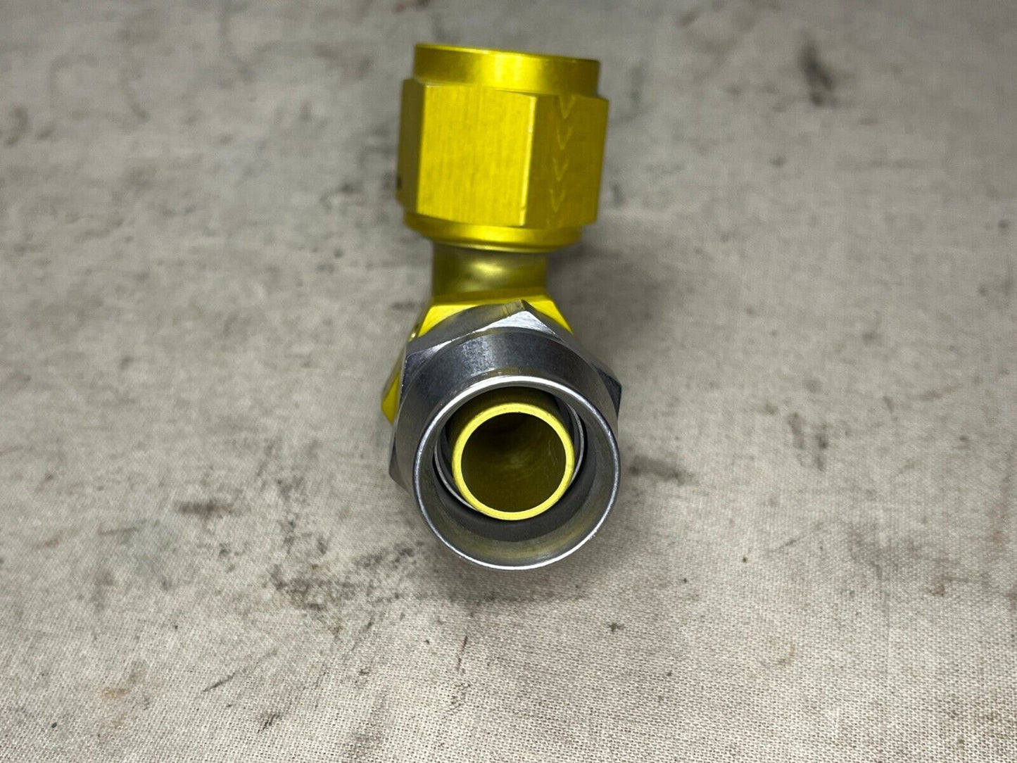 TUBE TO HOSE ELBOW FITTING CONNECTOR MILF27272 MS27388-10C 4730-00-933-0716