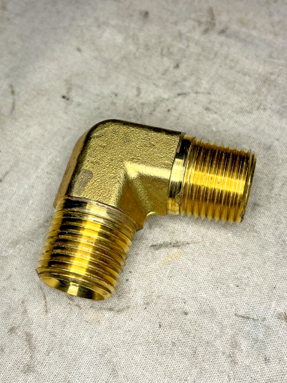 MRAP - COUGAR 3063935 PIPE TO TUBE ELBOW, FTG 90 NPT  1/2 CR-B 4730-01-580-1151