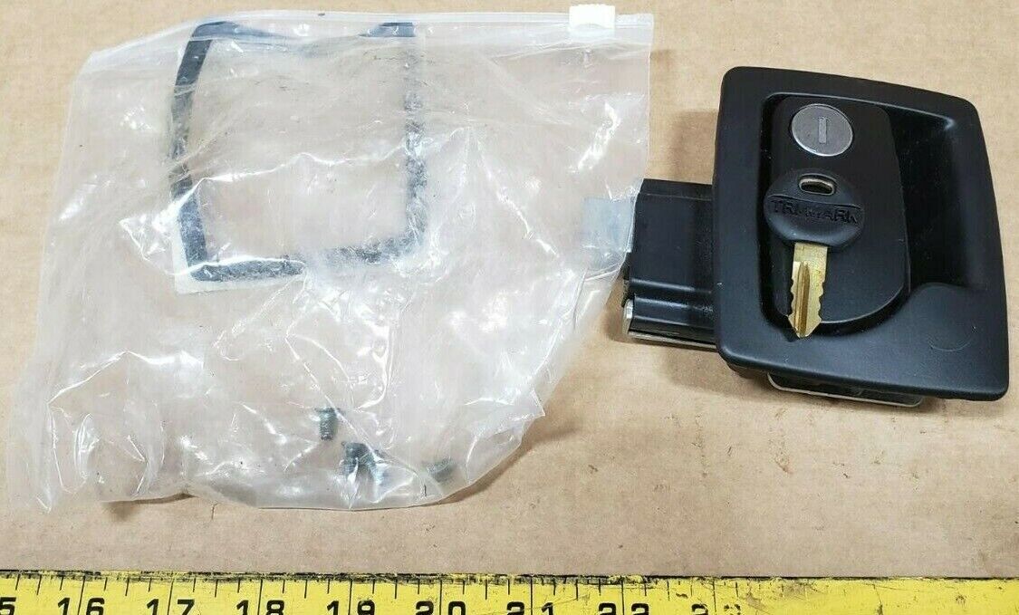 TriMark 060-0251 BLACK RV Trailer Entry Door Latch Deadbolt Handle Lock Keys Kit