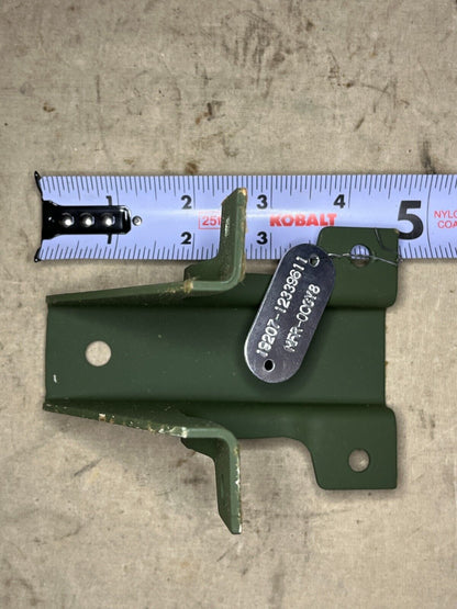 M998 HMMWV HUMVEE 12339611 DOOR GAS SPRING MOUNTING BRACKET 5340-01-197-2716