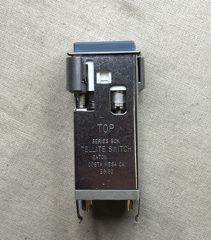 EATON 90KA1D3E26G2J1(A)L1N1 TELLITE SWITCH LIGHT INDICATOR 6210-01-218-9197