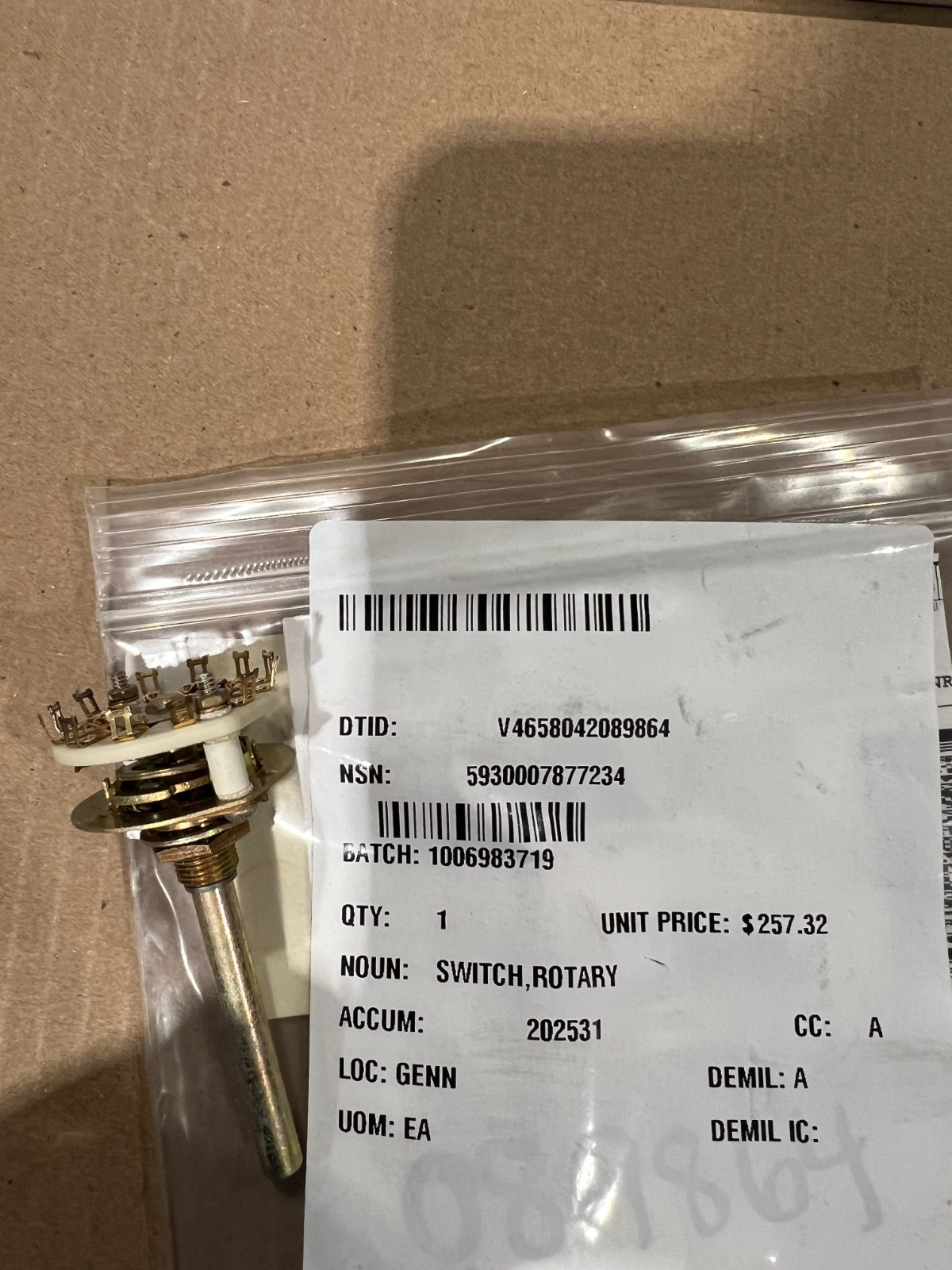 Switch PA024-100 NSN 5930-00-787-7234 - photo 4