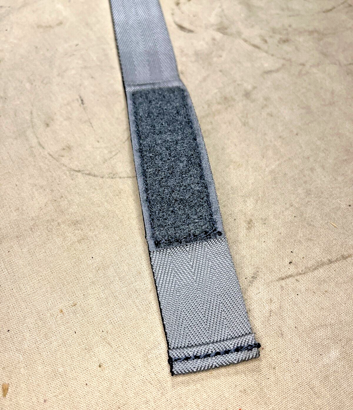 NEW AIRCRAFTCV-22 NGV422020-501 RETAINING STRAP 5340-01-555-6152 USA-STOCK