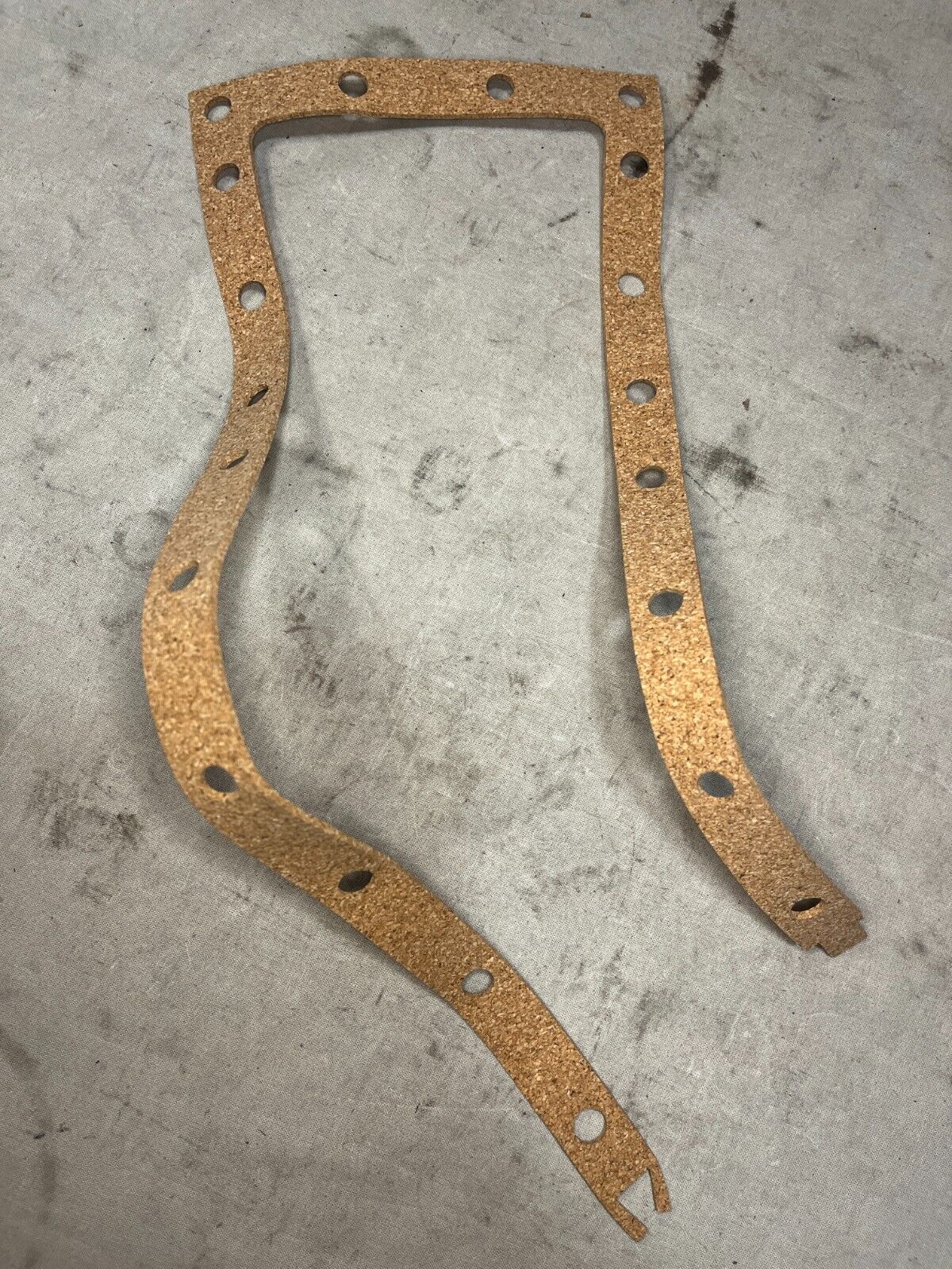 MILITARY M939 5TON TRUCK SERIES 12302621 GASKET RADIATOR 5330-01-232-1487