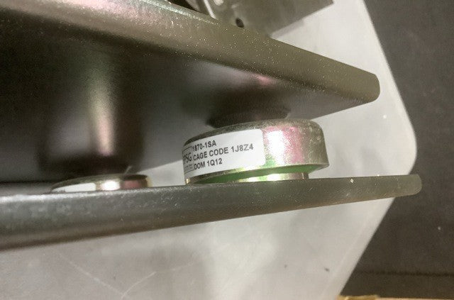 Electrical Equipment Mounting Base AN/GRC-3 NSN 5975-01-413-4637 - photo 4