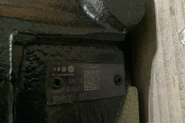 Steering Gear 018477 NSN 2530-01-344-5883 - photo 3
