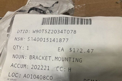 MILITARY SCRAPER TRACTOR 2289943 MOUNTING BRACKET HOLD DOWN ASSEMBLY 228-9943