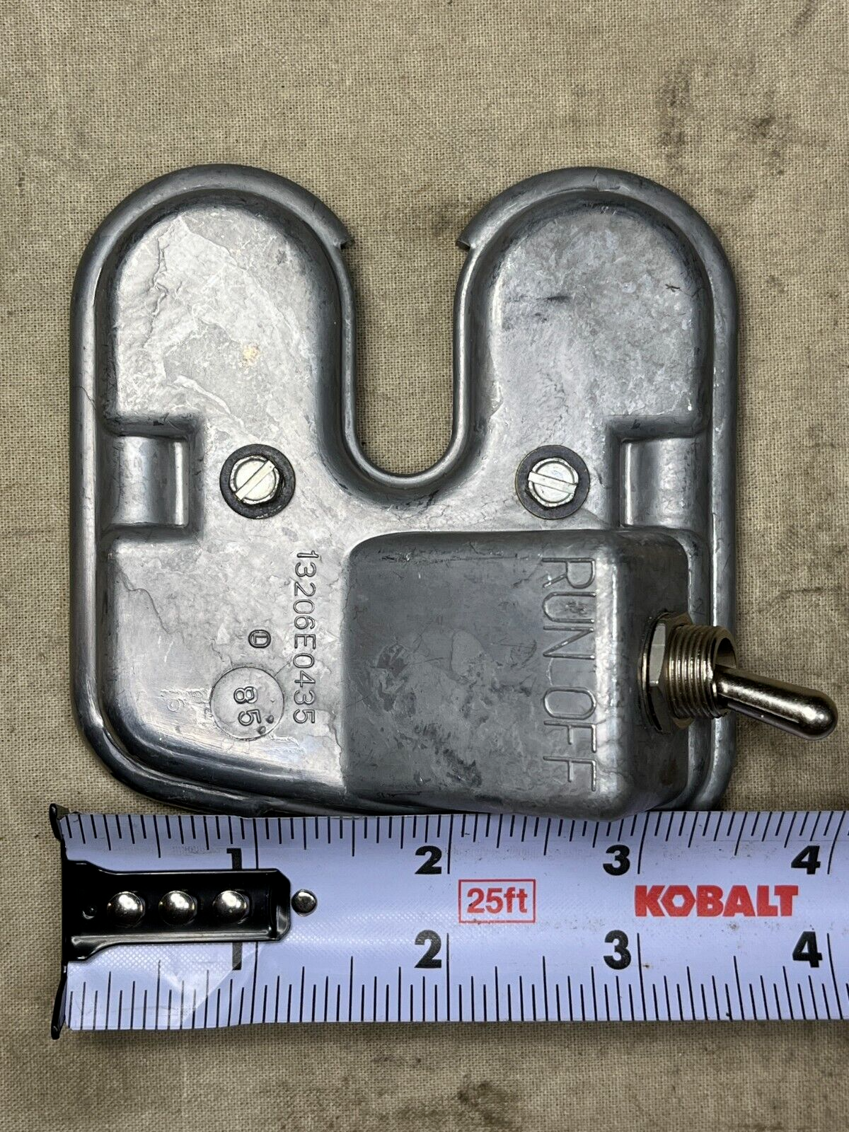 MILITARY STANDARD GAS 13206E0435 BREAKER POINTS COVER ASSEMBLY 2920-00-111-6427