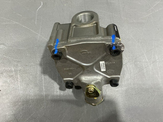 Relay Valve T-294866-D NSN 2530-01-566-9848 - photo 6
