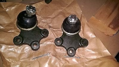MILITARY JEEP M151 2 UPPER & 2 LOWER BALL JOINTS M151A1 M151A2 11640670,11640669