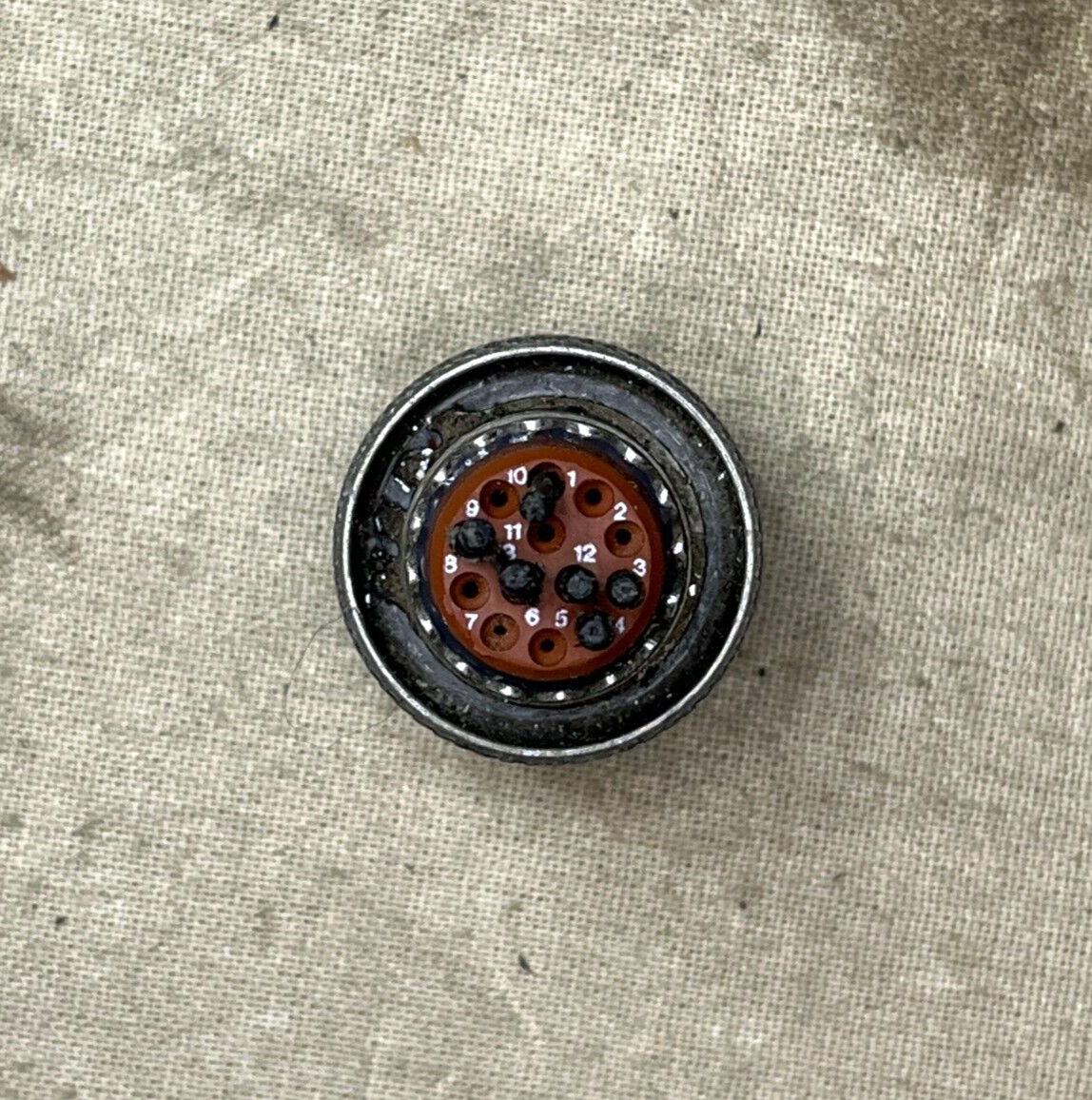 AIRCRAFT EAGLE F-15 MS27473T10F35SA ELECTRICAL PLUG CONNECTOR 5935-00-500-9963