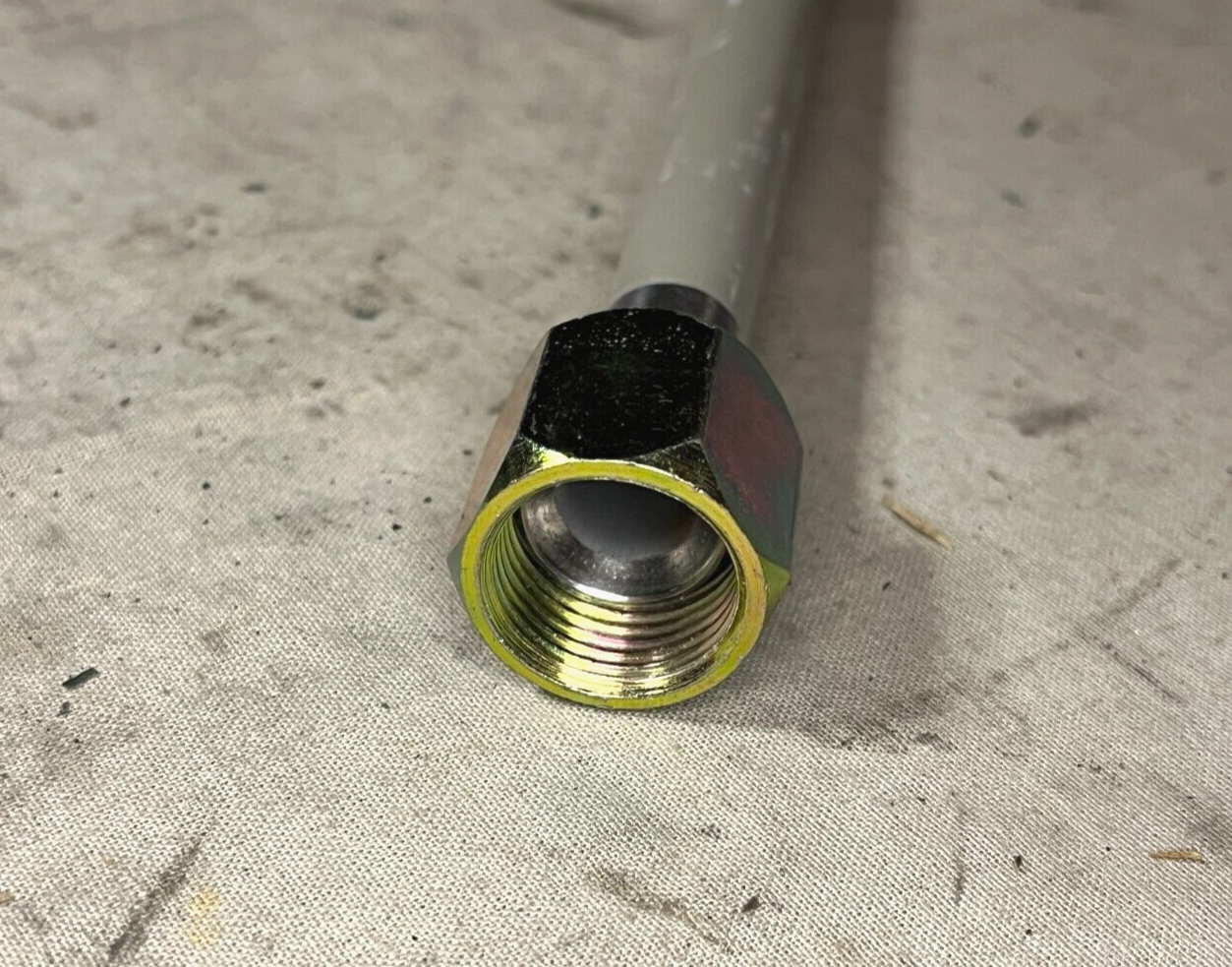 (M9) ARMORED COMBAT EARTHMOVER 12496940 METAL TUBE ASSY MFR 6M161 4710015430840