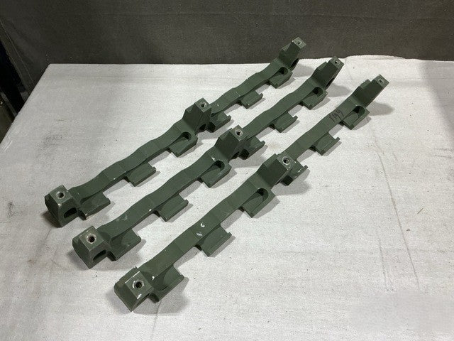 Battery Retainer 10059283 NSN 6160-01-553-6601 - photo 2