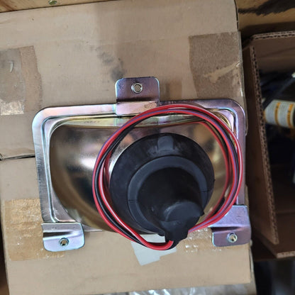 GENUINE KUBOTA RH HEADLIGHT BULB LAMP 12V 3A011-75720 FITS M9000 TRACTORS USA