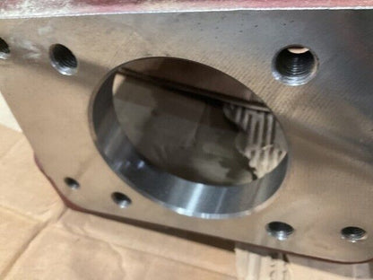 MILITARY FORK LIFT TRUCK CONSTANT VELOCITY DRIVE HOUSING 8036863 4475 338 052