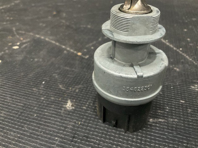 Lock Switch 3548223C1 NSN 2920-01-556-6014 - photo 3