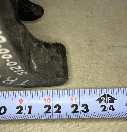ROAD WHEEL LIFTER 7010355 5120001617137 5120-00-611-7137