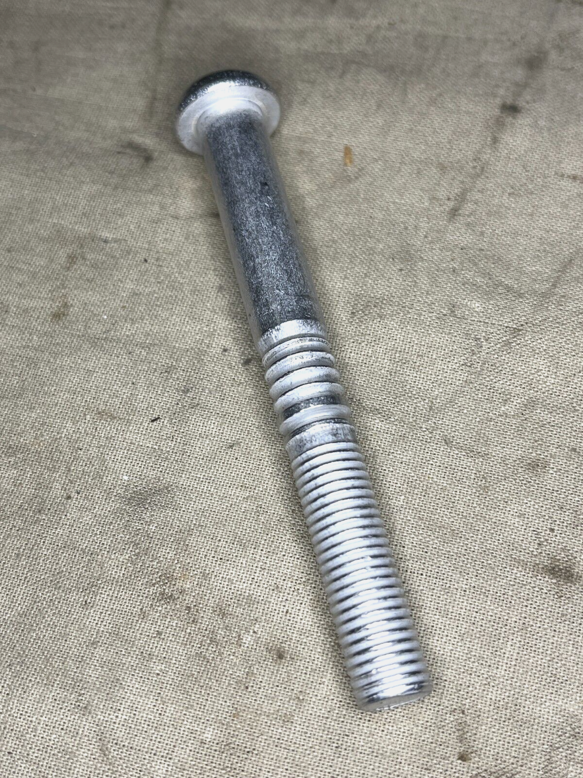 HEAVY DUTY PIN-RIVET, GROOVED 2LP-F12-22 5320012070350 5320-01-207-0350 NOS