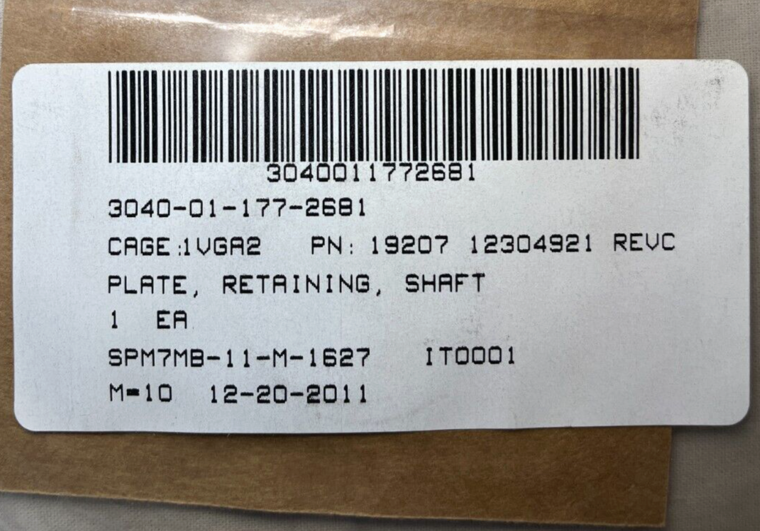 MILITARY M1A1 TANK COMABT 12304921 SHAFT RETAINING PLATE 3040-01-177-2681