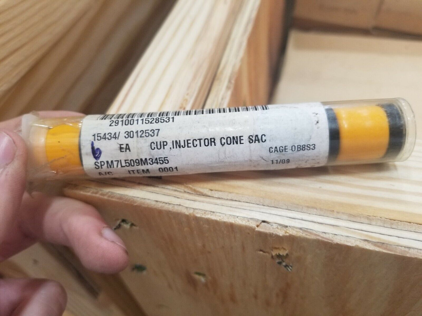 CUMMINS 3012537 CUP Injector M818 5 Ton 6EA 191744 208423 3003926 PD3012537