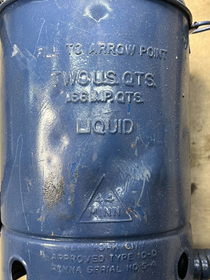 SWINGSPOUT LX-1532 FLOW CONTROL LIQUID MEASURE FLEXIBLE 2 QUART 7240-00-255-8113