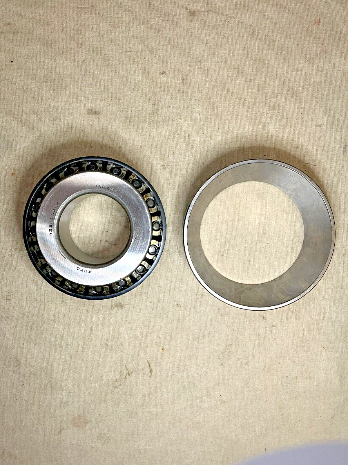 KOYO 32309CR-N SINGLE TAPPER ANNULAR BALL BEARING 418-22-11820 3110-01-372-0293
