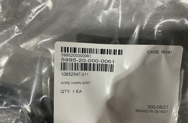 Radio Frequency Cable Assy 10652547-011 NSN 5995-20-000-0061 - photo 4