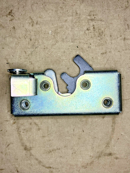 MRAP CAIMEN TRIMARK 6439120-01M1 DOOR MID-DDOR LATCH RR,RH 2540-01-567-7794
