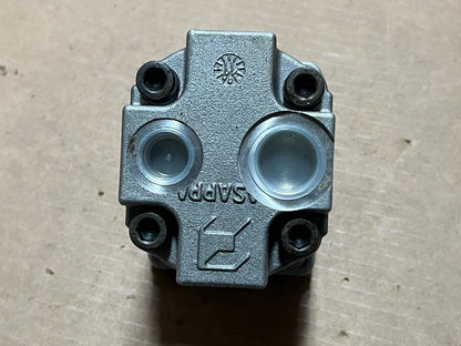 Hydraulic Pump 01999C1C - photo 7