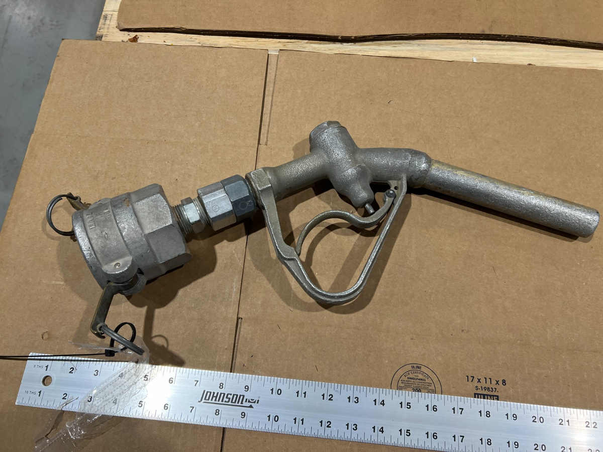 Oil Servicing Nozzle 1853750 NSN 4930-01-318-6091
