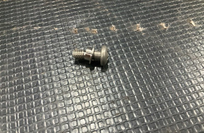 Panel Fastener DPQ7900-8F-A-2 NSN 5325-01-033-4447 - photo 2