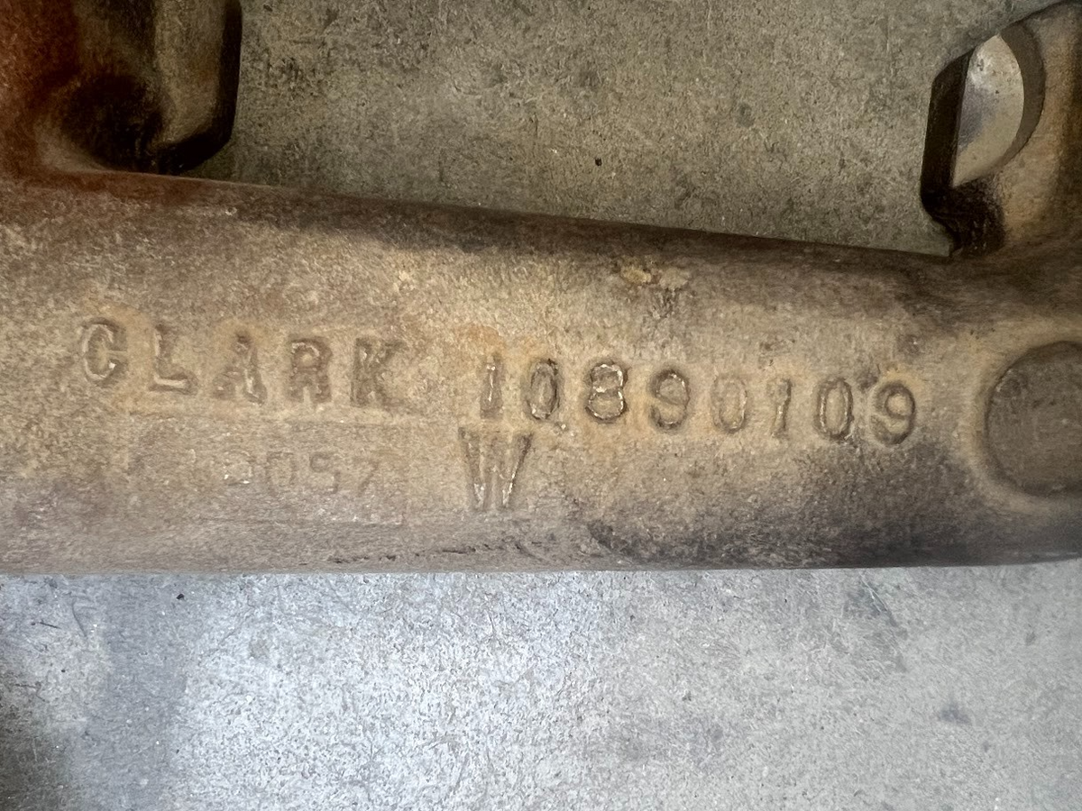 Exhaust Manifold 7411624 NSN 2805-00-741-1624 - photo 6