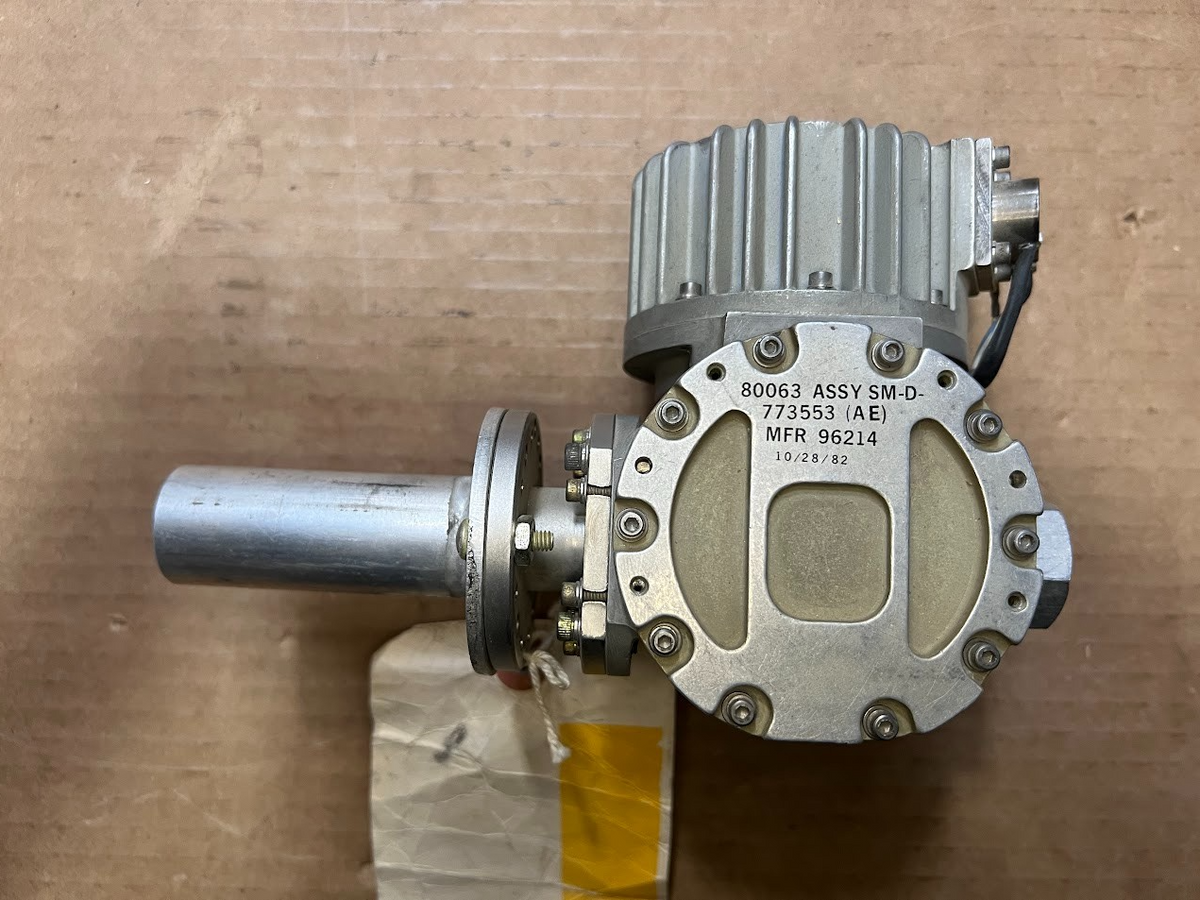 Cooler AN/VSG-2 NSN 5855-01-054-9014