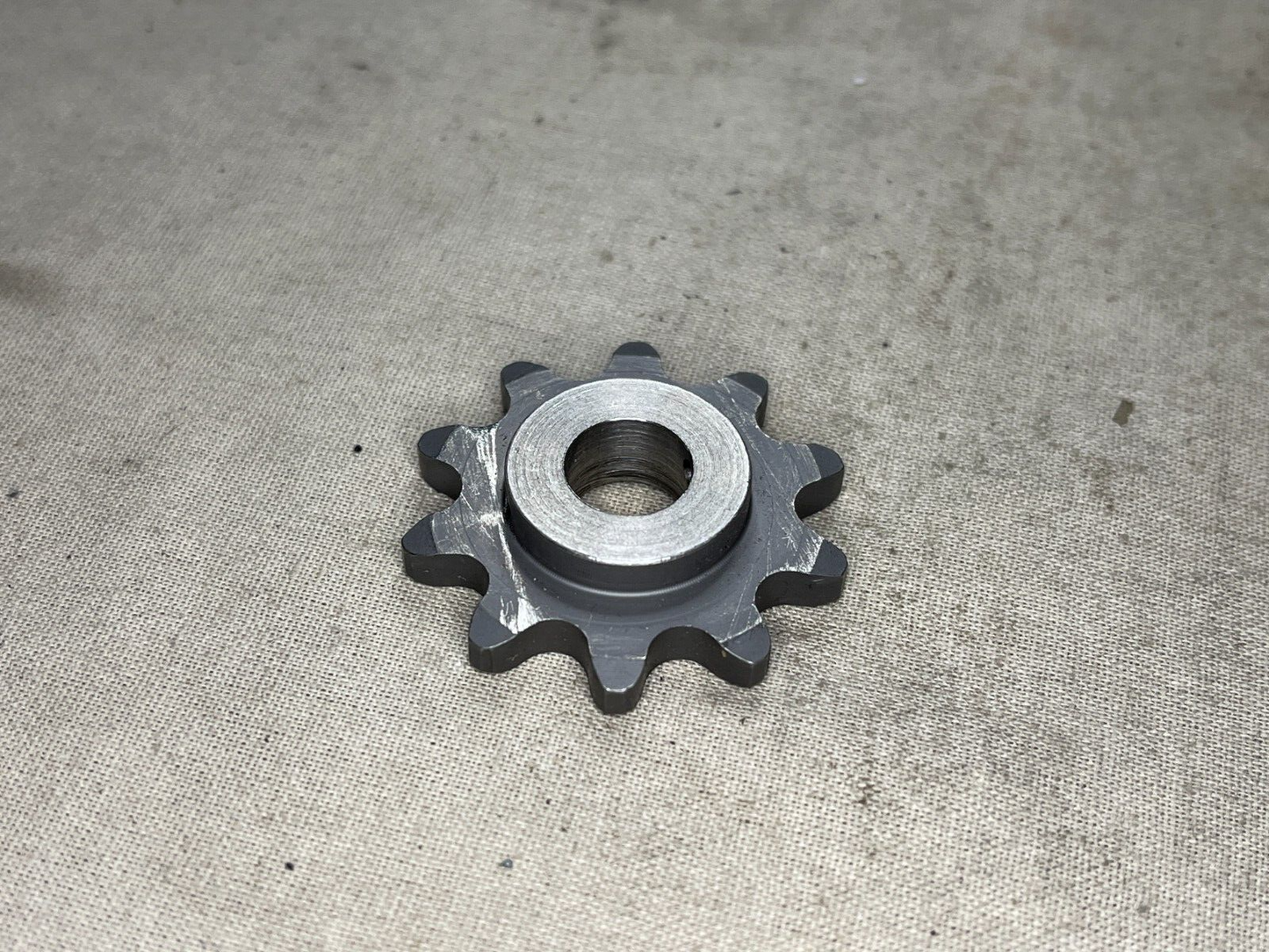 MILITARY ASSAULT AMPHIBIOUS VEHICLE 6289142 SPROCKET WHEEL 3020-01-418-9521