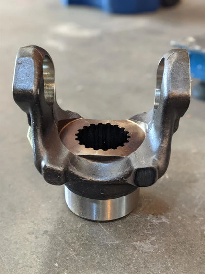 Meritor 17N-4-4561 Military Universal Joint End Yoke – NSN 2520-00-155-7142