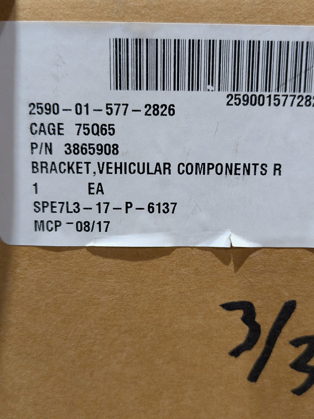 Oshkosh Defense LLC 3865908 Vehicular Bracket - NSN 2590-01-577-2826 - inventory label