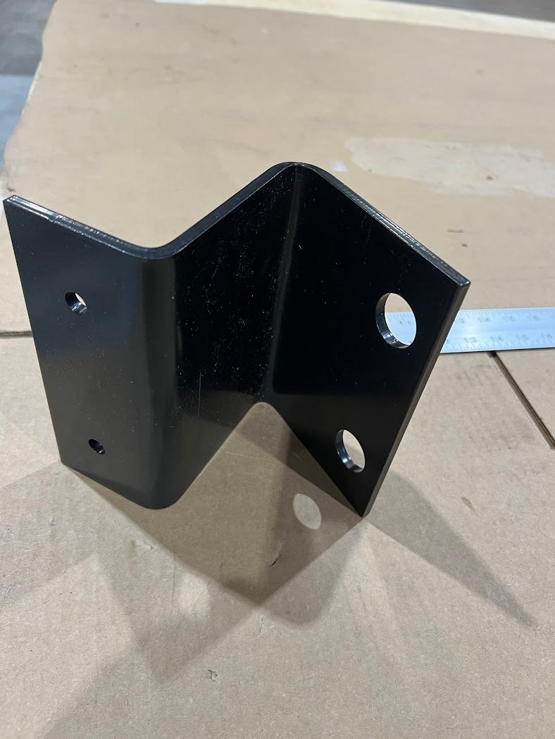 Military LET M-916A1 M-915 SERIES TRUCK 12-13608-000 90.0 Degrees Nominal Square Steel Double Angle Bracket NSN 5340-01-332-6590 OEM New