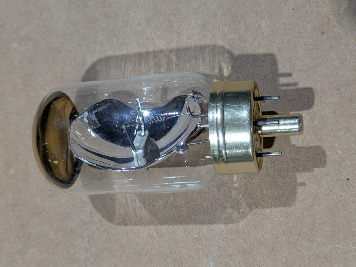 J. W. Speaker Corporation 1403442 Extension Light - NSN 6230-01-228-9577 - photo 1