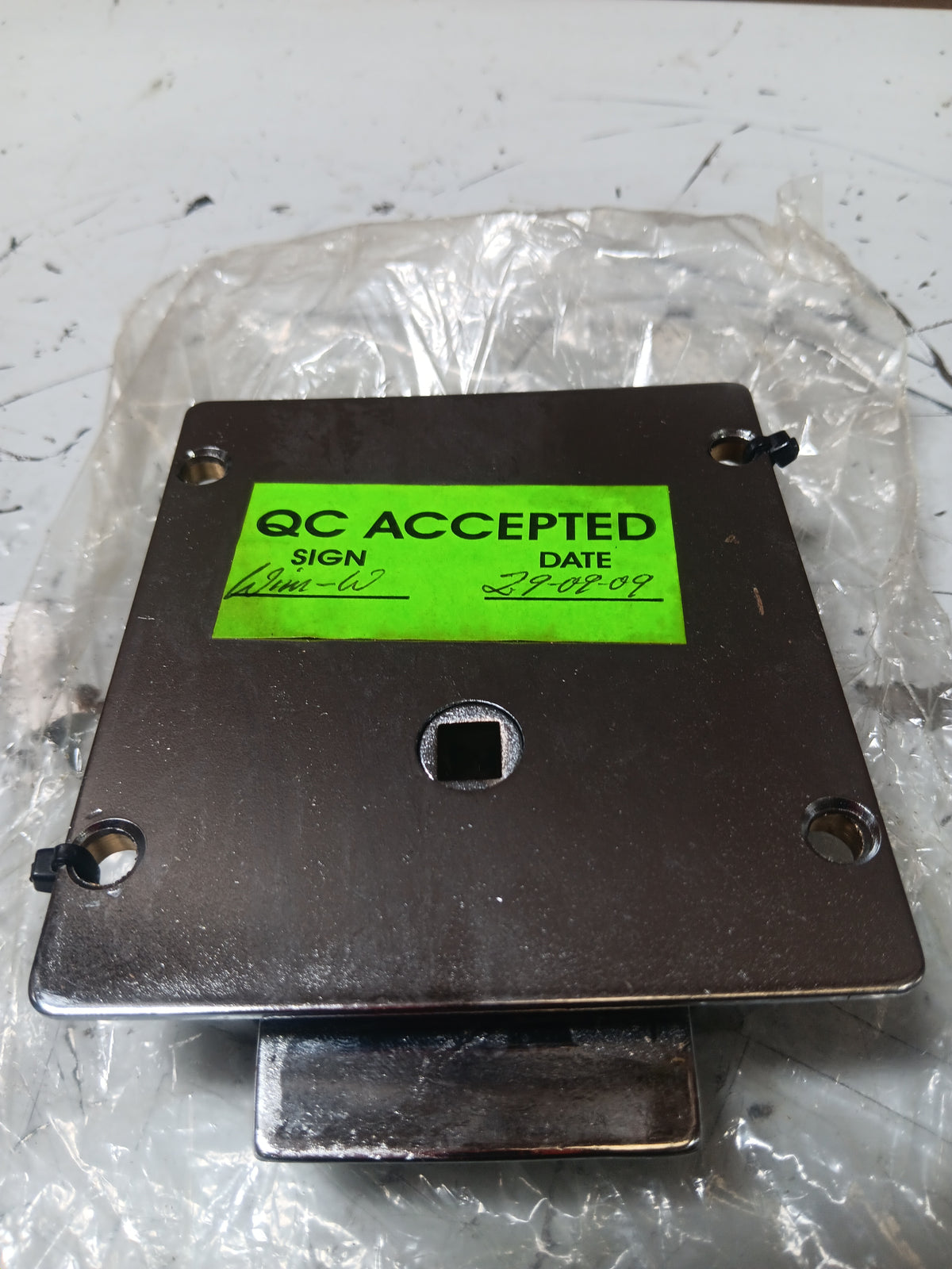 Denel Vehicle Systems Vehicular Lock Set R0030657 - NSN 2510-01-557-6126 - photo 2