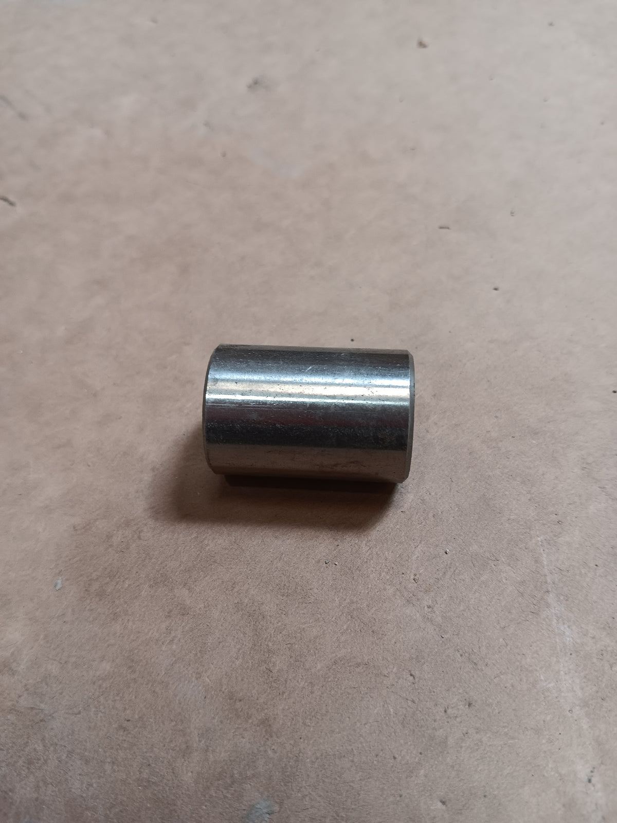 U S Army Tank Automotive Command 12518567 Sleeve Bushing - NSN 5365-01-573-3381 - photo 2