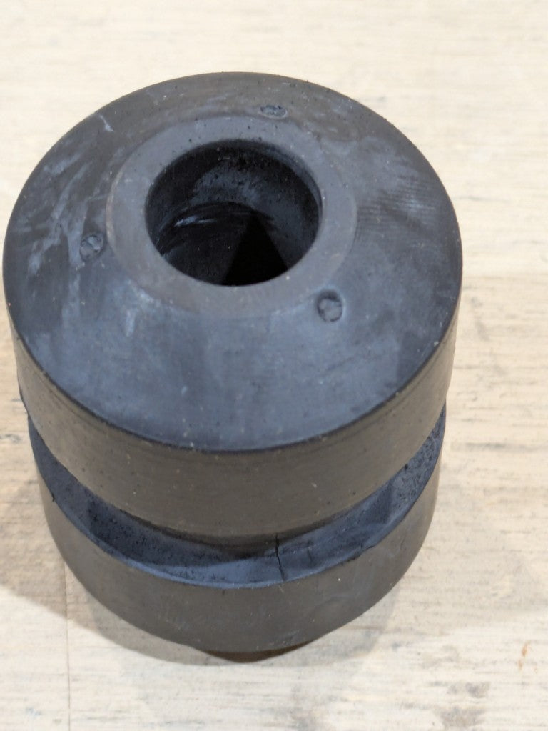 Naval Ship Systems Command 803-2145600 PC 20 Rubber Spool - NSN 3040-00-473-3208 - photo 2