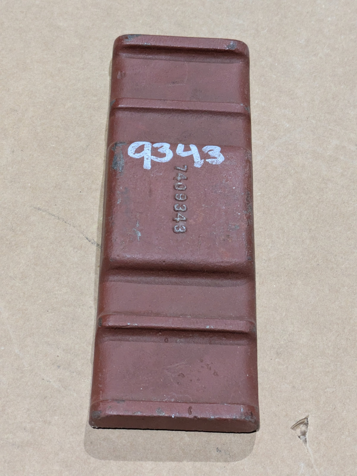 U.S. Army Tank-Automotive Command 7409343 U-Bolt Seat - NSN 2540-00-740-9343 - photo 1