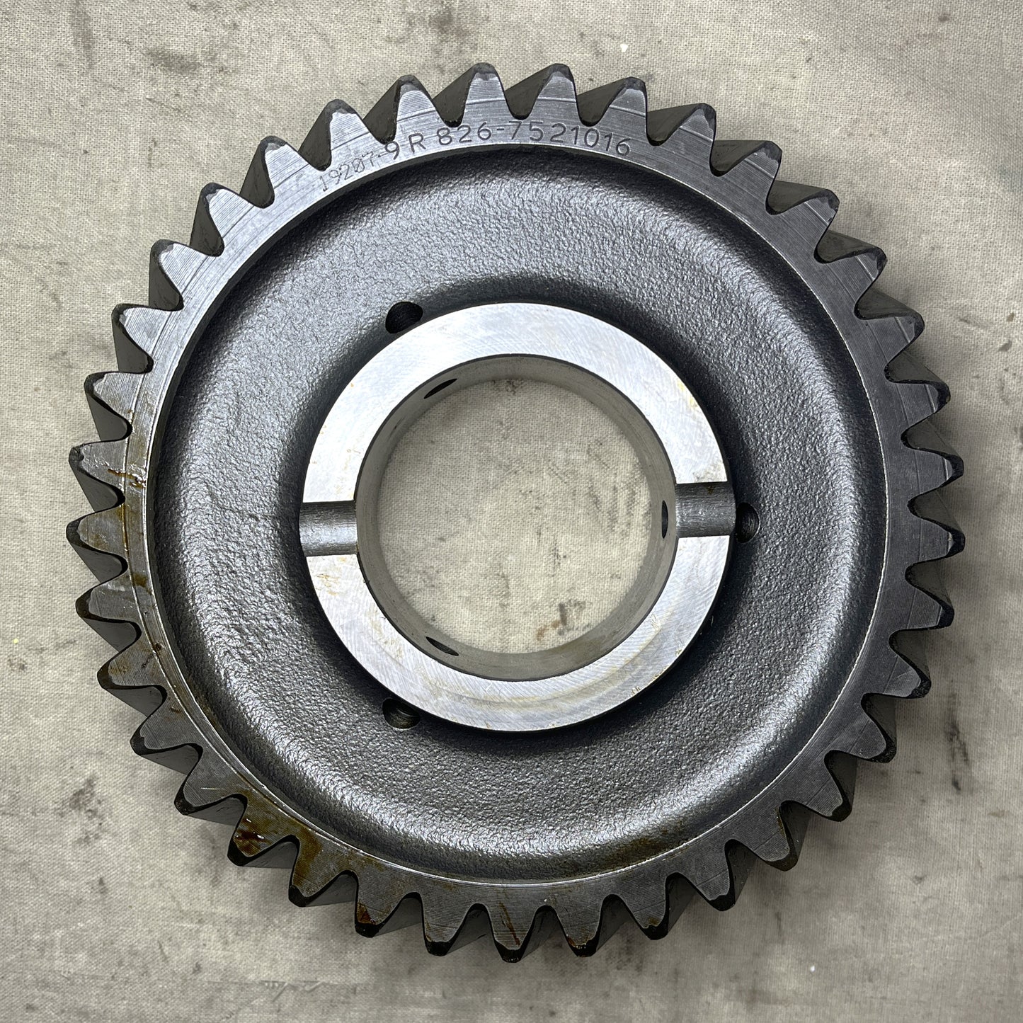 M35 TRANSMISSION 3RD GEAR 2.5 TON 7521016 / 3020-00-752-1016