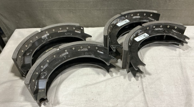 Oshkosh HEMTT Brake Shoe 2FH623 Eaton 808468 | NSN 2530-01-287-2166