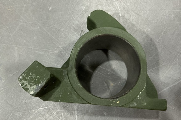 FMTV LMTV 12418160 Cab Bearing Unit Housing | NSN 3130-01-372-3043